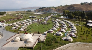 Ahlat'taki kutlamalar coşkuyla devam ediyor 