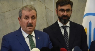 BBP Genel Başkanı Destici Bitlis’te ziyaretlerde bulundu   