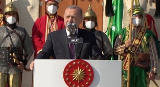 Cumhurbaşkanı Erdoğan Ahlat'ta
