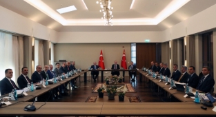 Cumhurbaşkanı Erdoğan bölge valileriyle Ahlat'ta bir araya geldi