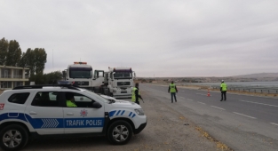 Ahlat’ta trafik denetimi