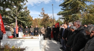 ŞEHİT ERDOĞAN GÖKBULAK KABRİ BAŞINDA ANILDI