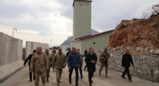Vali Oktay Çağatay, Gazitepe Üs Bölgesini ziyaret etti