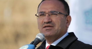 Adalet Bakanlığına Bekir Bozdağ atandı