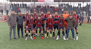AHLAT GENÇLİK SPOR 3-1 KAZANDI