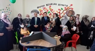 Ahlat'ta kütüphane açılışı