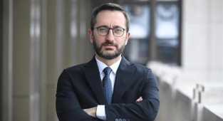 İLETİŞİM BAŞKANI ALTUN’DAN “10 OCAK ÇALIŞAN GAZETECİLER GÜNÜ” MESAJI