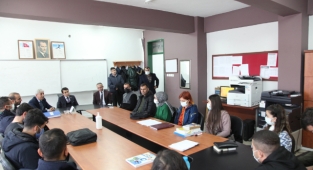 KAYMAKAM DAĞ’DAN OKUL ZİYARETİ