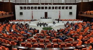 Öğretmenlik Meslek Kanun Teklifi TBMM'de kabul edildi