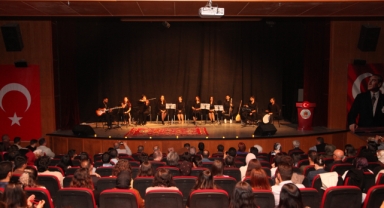 Ahlat’ta öğretmenler korosu kuruldu