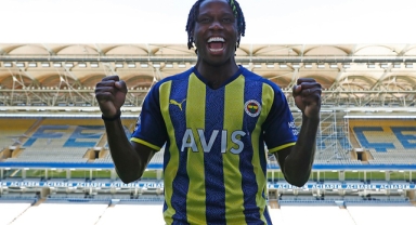 Bruma imzayı attı