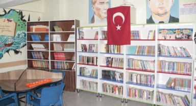  Tatvan şehidinin adı kütüphaneye verildi