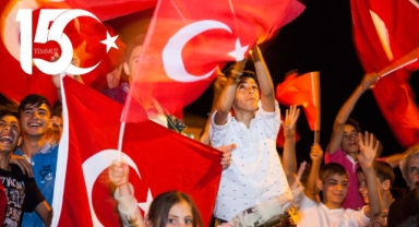 Ahlat 15 Temmuz'u unutmadı