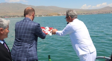 Tatvan’da Kabotaj Bayramı törenle kutlandı