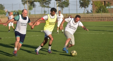  Ahlat'ta 'Şöhretler Karması Futbol Turnuvası' düzenlendi