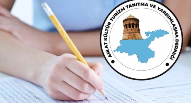 AHLATİSDER’DEN ÜNİVERSİTE KAZANAN AHLATLI ÖĞRECİLERE BURS İMKANI