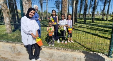 Gönül İzi Derneği Ahlat'ta 800 Çocuğa Oyuncak Dağıttı