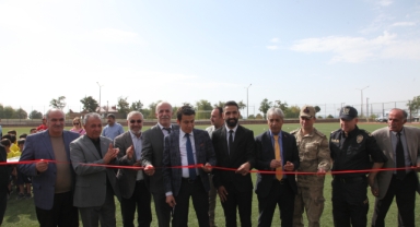 FUTBOL TURNUVASINDA BİRİNCİ OLAN KÖY OKULUNA SPOR TESİSİ KURULACAK