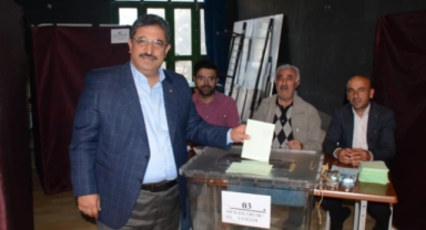 TATSO'da Bilal Adabağ güven tazeledi