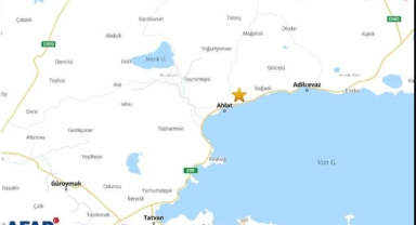 Ahlat'ta korkutan deprem