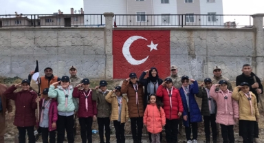 ÖĞRENCİLERDEN DUYARLI DAVRANIŞ