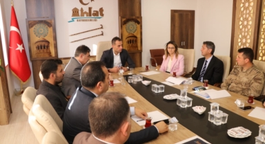 Ahlat’ta “Kadına Yönelik Şiddetle Mücadele” toplantısı