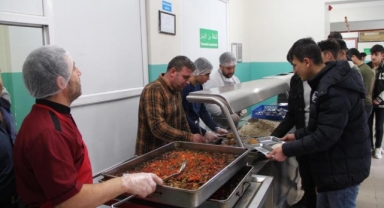 Bitlis’te 18 bin 500 öğrenciye ücretsiz yemek hizmeti