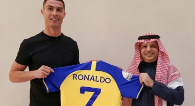 Cristiano Ronaldo resmen Al Nassr'da