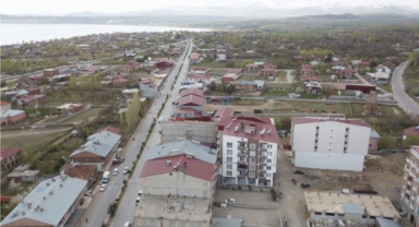 AHLAT’TA MİTİNG, TOPLANTI VE GÖSTERİ YÜRÜYÜŞLERİNİN YAPILACAĞI YER VE GÜZERGAHLAR BELİRLENDİ