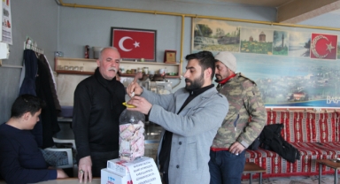 Ahlat’taki çay ocağı 1 günlük kazancını AFAD’a bağışladı
