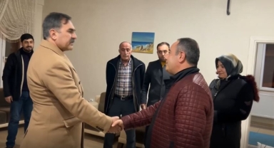 DEPREMZEDE AİLELERE AHLAT KUCAK AÇTI