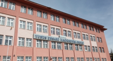 Ahlat’taki Yunus Ensari İlk ve Ortaokulu tedbiren boşaltıldı