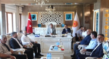 AK Parti Bitlis Milletvekili Bedirhanoğlu’ndan Ahlat’a ziyaret