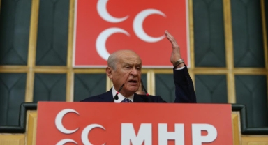 Bahçeli'den emekliler için 'seyyanen zam' çağrısı