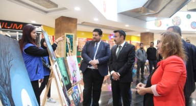 AHLAT’TA “CUMHURİYET BAYRAMI” RESİM SERGİSİ AÇILDI