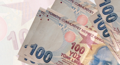 Çalışan emeklilerde 5 bin liralık ödemeden yararlanacak