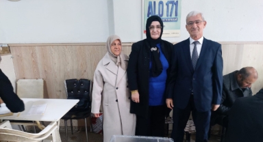 AHLAT OCAK PARTİSİ İLÇE BAŞKANI GÖKBULAK OLDU