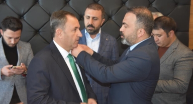 CHP Bitlis Belediye Başkan Adayı AK Parti’ye geçti