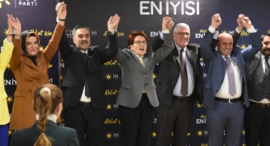 İYİ PARTİ GENEL BAŞKANI MERAL AKŞENER AHLAT’TA 