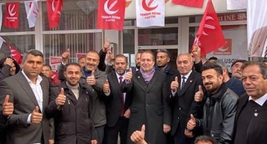 YENİDEN REFAH PARTİSİ GENEL BAŞKANI ERBAKAN’IN AHLAT ZİYARETİ 