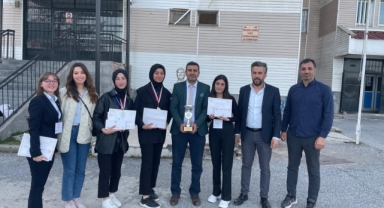 MEB GASTRONOMİ FESTİVALİ VE YEMEK YARIŞMASINDA AHLAT MTAL 2.OLDU