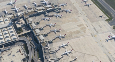 Uçak biletlerinde tavan fiyata zam yapıldı