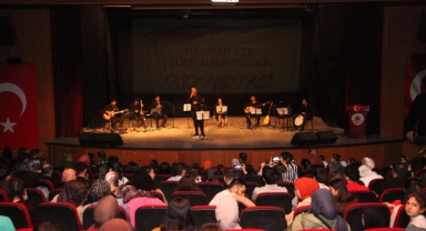 Ahlat'ta Türk Halk Müziği konseri ilgi gördü