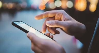 Yurt dışından getirilen ikinci cep telefonları 3 ay gümrük ambarlarında bekleyecek