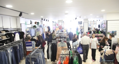 Ahlat’ta 220 yetim ve öksüz çocuğun bayram ihtiyacı karşılandı 