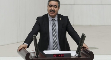 İBRAHİM HALİL ORAL İYİ PARTİ'DEN İSTİFA ETTİ