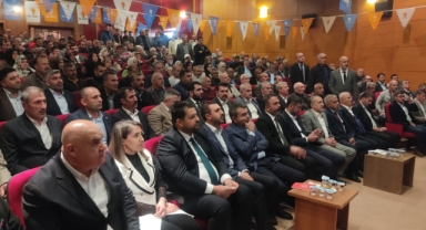 AK Parti Ahlat 8. Olağan Kongresi Başladı