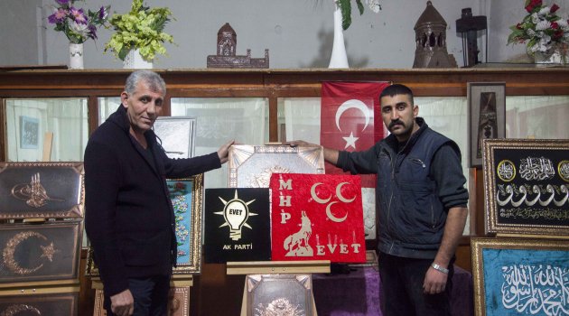 El sanatkarlarından referanduma özel tasarımlar