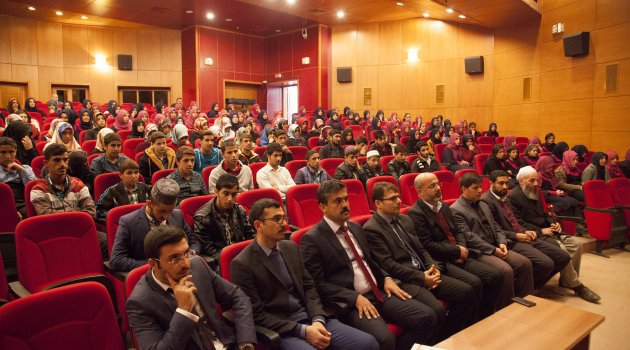ÖĞRENCİLERE YÖNELİK KONFERANS